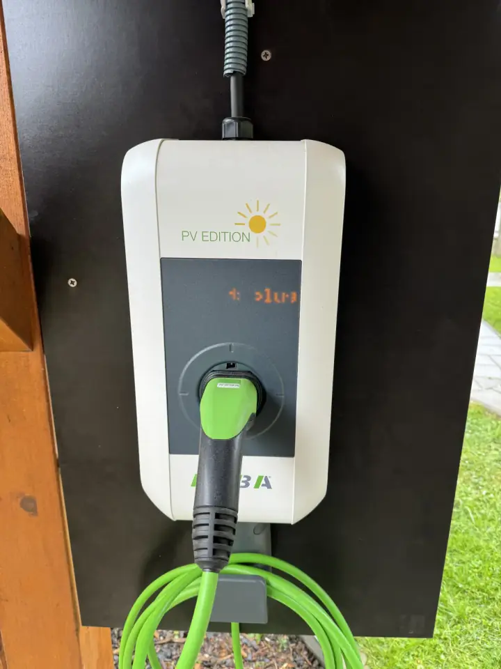 KEBA Wallbox PV Edition fuer PV-Ueberschussladen mit Photovoltaik und Energiemanagement
